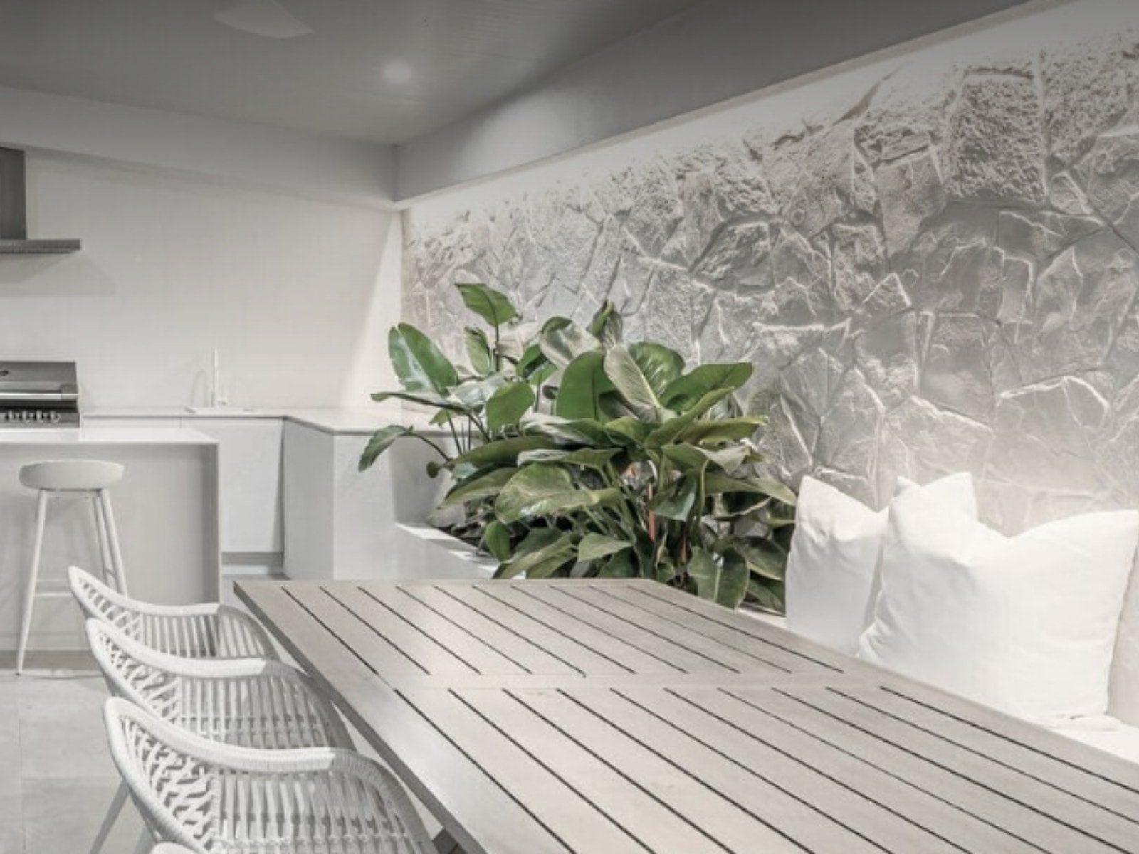 veneerstone_arctic_cladding
