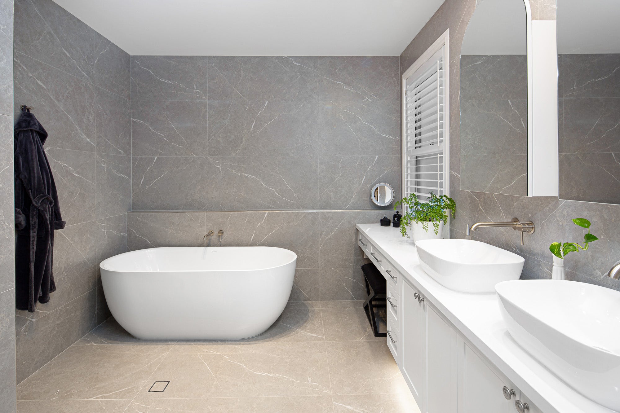 Large Tiles