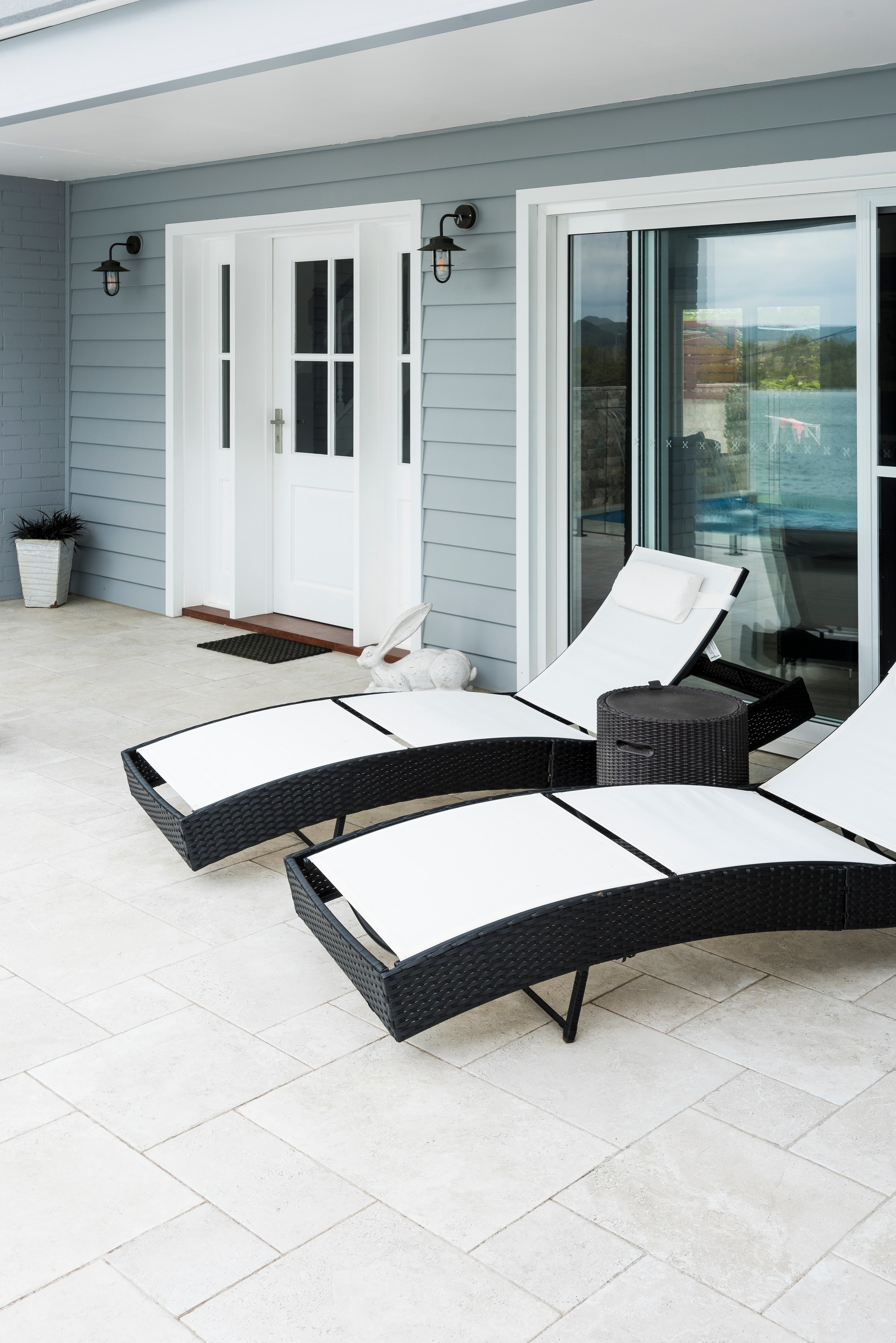 limestone paver laid around a pool from amber