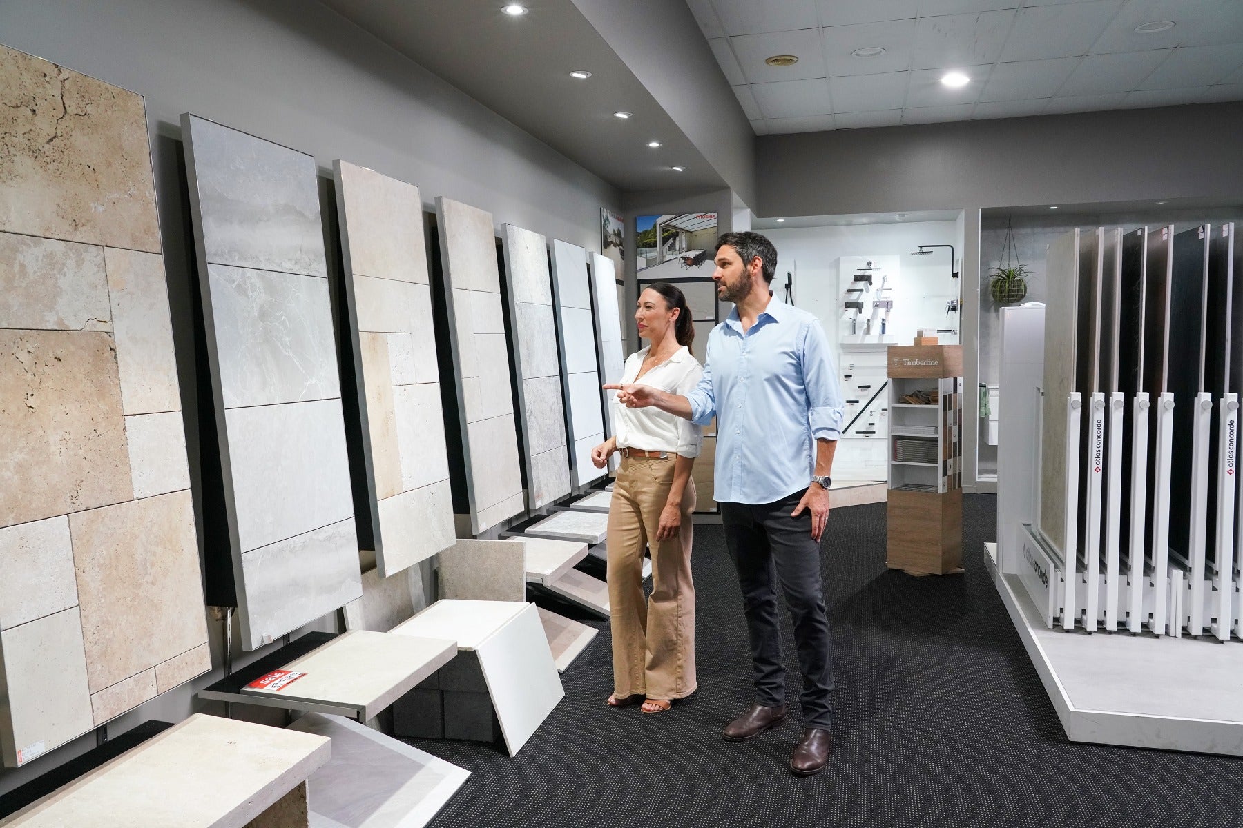 amber port macquarie showroom